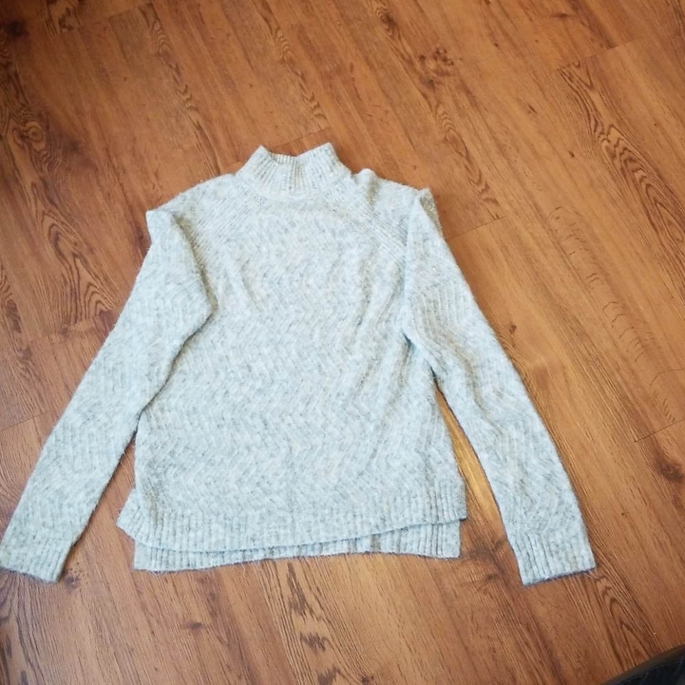 Tanish grey aeropostale size s